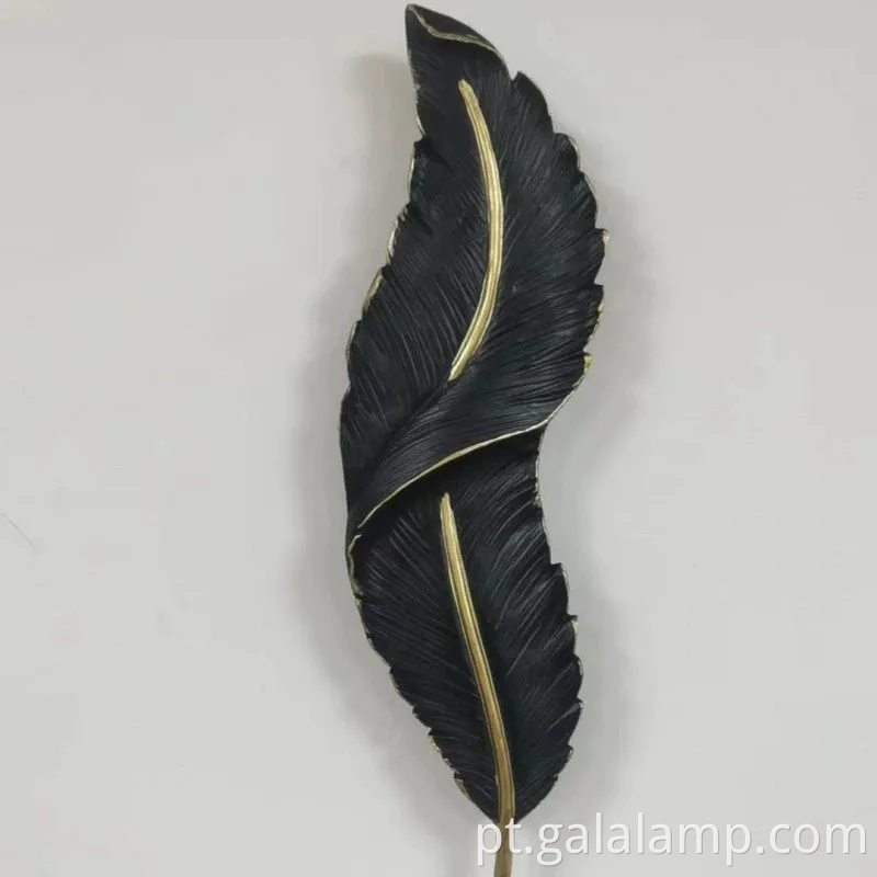 Armazenada moderna de parede LED com lâmpada elegante de design de penas